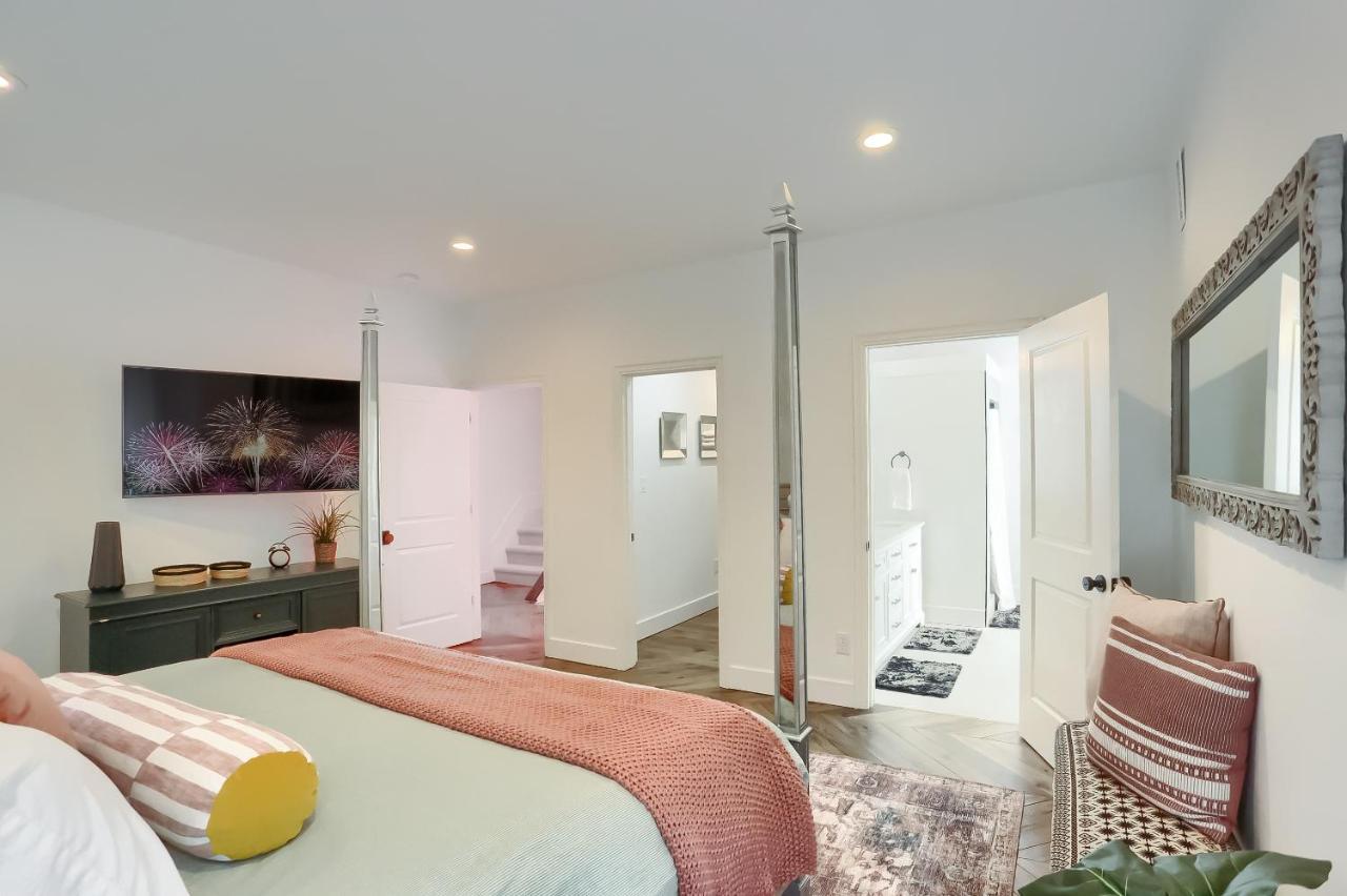 Newly Renovated Victorian Gem Perfect Space For Family Vacations! Pittsburgh Buitenkant foto