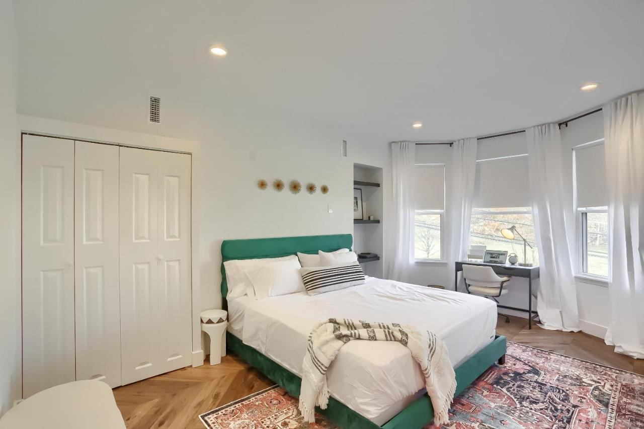 Newly Renovated Victorian Gem Perfect Space For Family Vacations! Pittsburgh Buitenkant foto