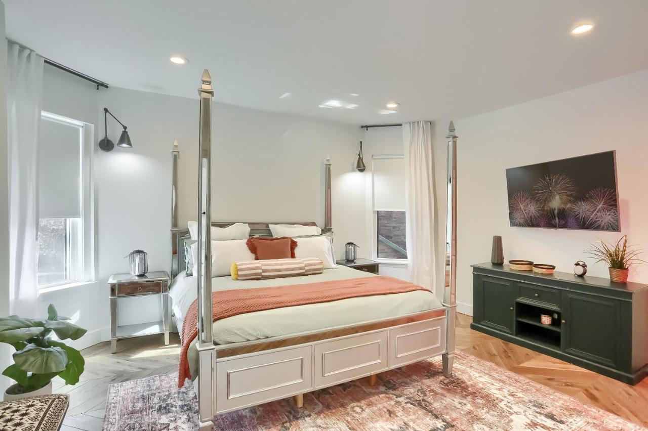 Newly Renovated Victorian Gem Perfect Space For Family Vacations! Pittsburgh Buitenkant foto