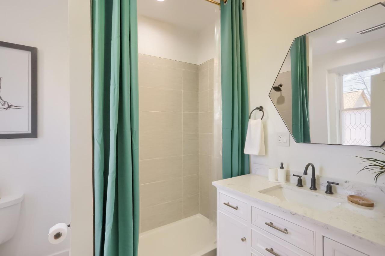 Newly Renovated Victorian Gem Perfect Space For Family Vacations! Pittsburgh Buitenkant foto